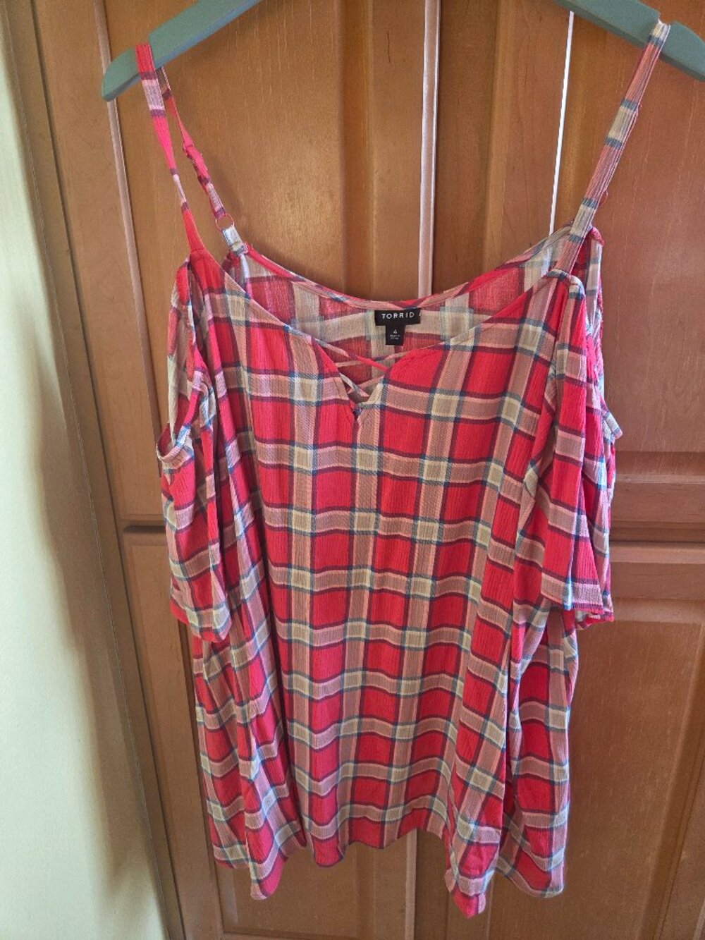 NWT Torrid Crinkle Gauze Plaid Cold Shoulder Top Plus Size 4X